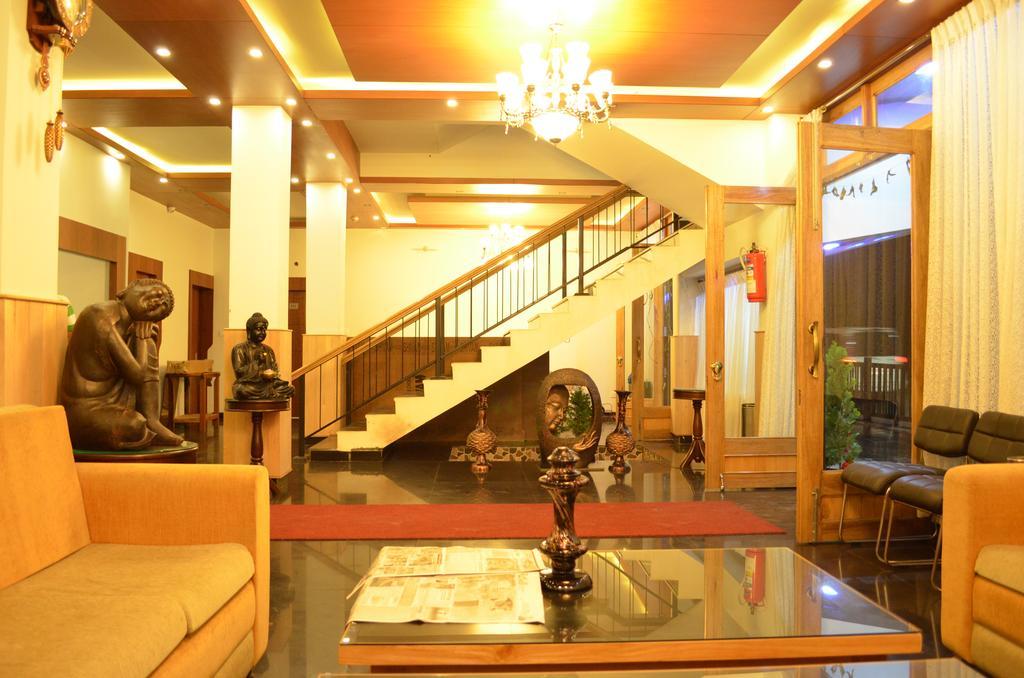 The Golden Crest Hotel Gangtok Kültér fotó